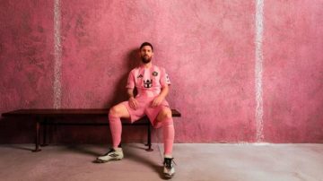 Con Lionel Messi como estrella y un “guiño” a la Selección Argentina, el Inter de Miami presentó su nueva camiseta