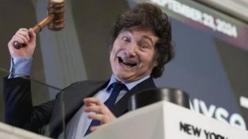 Un  joven tucumano presentó la primera denuncia penal contra Javier Milei por promover una estafa finciera