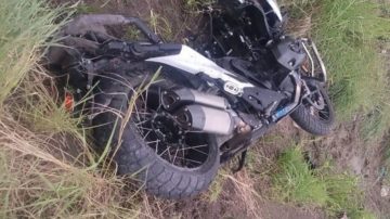Motociclista brasileño sufrió un derrape en la Ruta 89 y lo trasladaron al CIS Banda