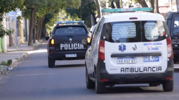 Buscan a delincuentes que le quisieron robar el celular a una adolescente en el barrio Cabildo Santiagueño