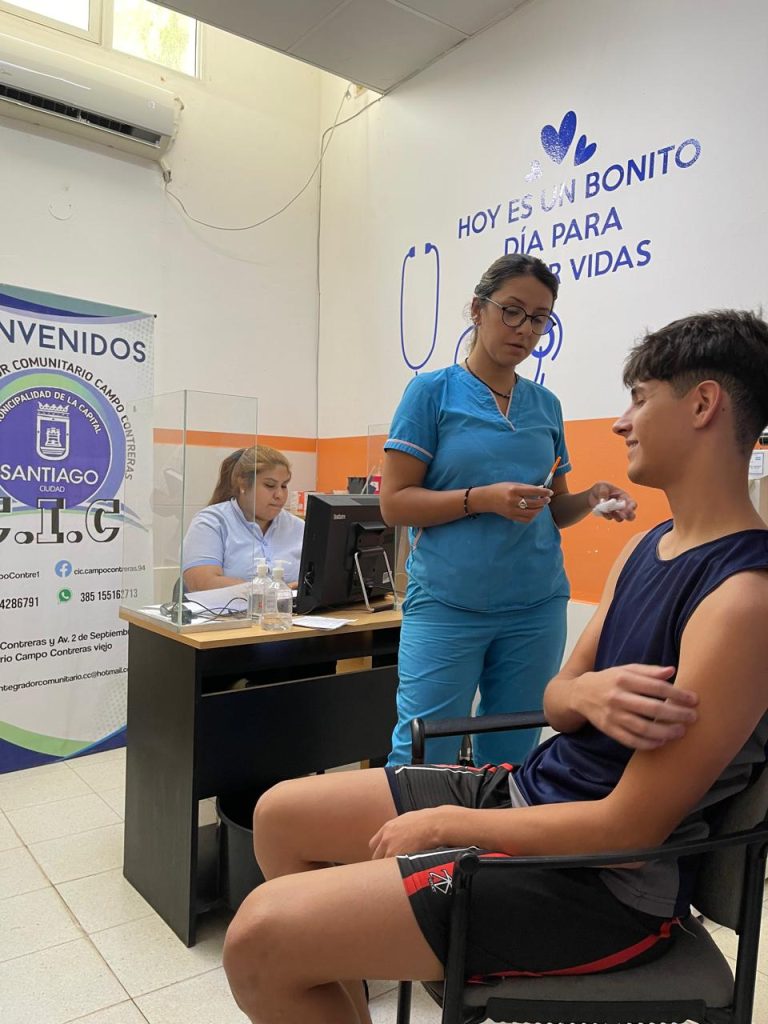 En el CIC municipal del Campo Contreras se llevan adelante jornadas de vacunación contra el dengue