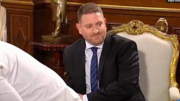 “Me faltó firmeza para mandarlo a la mierda a Santiago Caputo”, aseguró Jonatan Viale