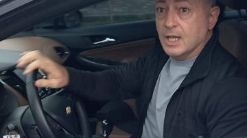 Ordenan la excarcelación del visitador médico que amenazó con un arma a un motociclista