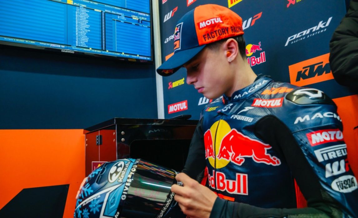 Perrone terminó 4° en la FP2 y avanzó a la Q2 de Moto 3 en Las Termas de Río Hondo