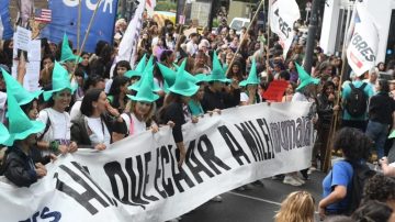 8M en Argentina: multitudinarias protestas contra el ajuste y la violencia de género