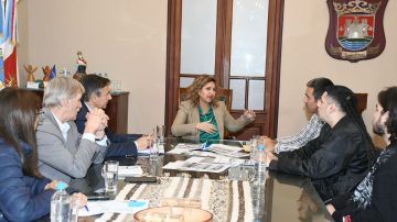 La intendente Fuentes recibió a la Asociación de Skateboarding para trabajar en el proyecto de la nueva pista para este deporte