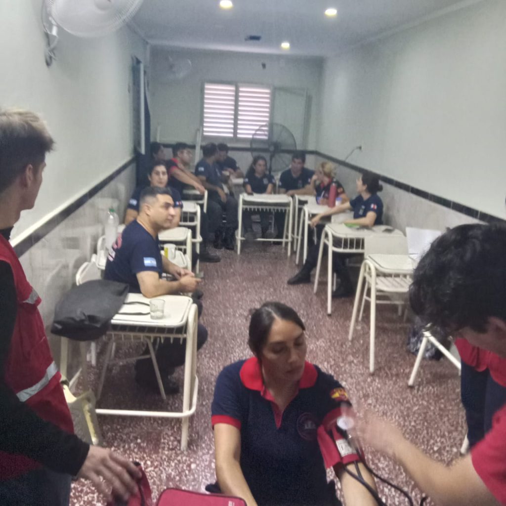 Bomberos Voluntarios de La Banda se capacitaron en primeros auxilios