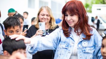 “Solito no te da la nafta”: Milei quiso chicanear a Cristina Kirchner y no se lo dejó pasar