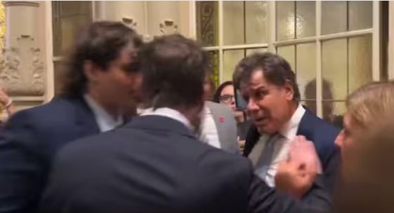Milei compartió un nuevo video del polémico enfrentamiento entre Facundo Manes y Santiago Caputo