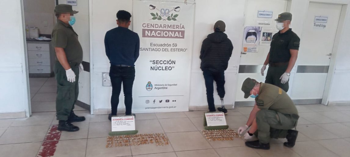 Santiago del Estero: detienen a dos traficantes que habían ingerido 172 cápsulas con cocaína