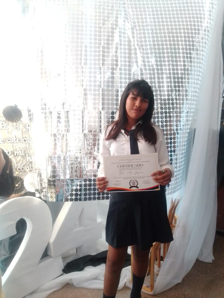 Intensa y desesperada búsqueda de una adolescente de 14 años del barrio General Paz