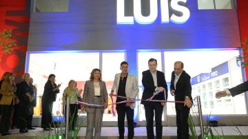 Con presencia de Gerardo Zamora, una empresa local inauguró un nuevo centro de distribución