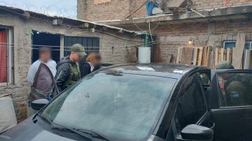 FOTOS: Gendarmería irrumpió en cuatro casas y encontró cocaína y marihuana