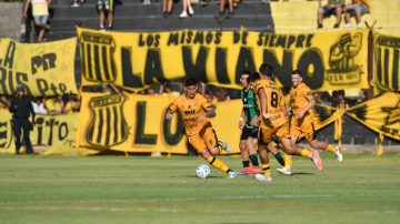 Clima muy caliente en Roca y Tres de Febrero tras una nueva derrota de Mitre