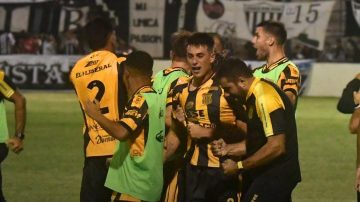Mitre le ganó a Chaco For Ever y logró los anhelados 3 puntos
