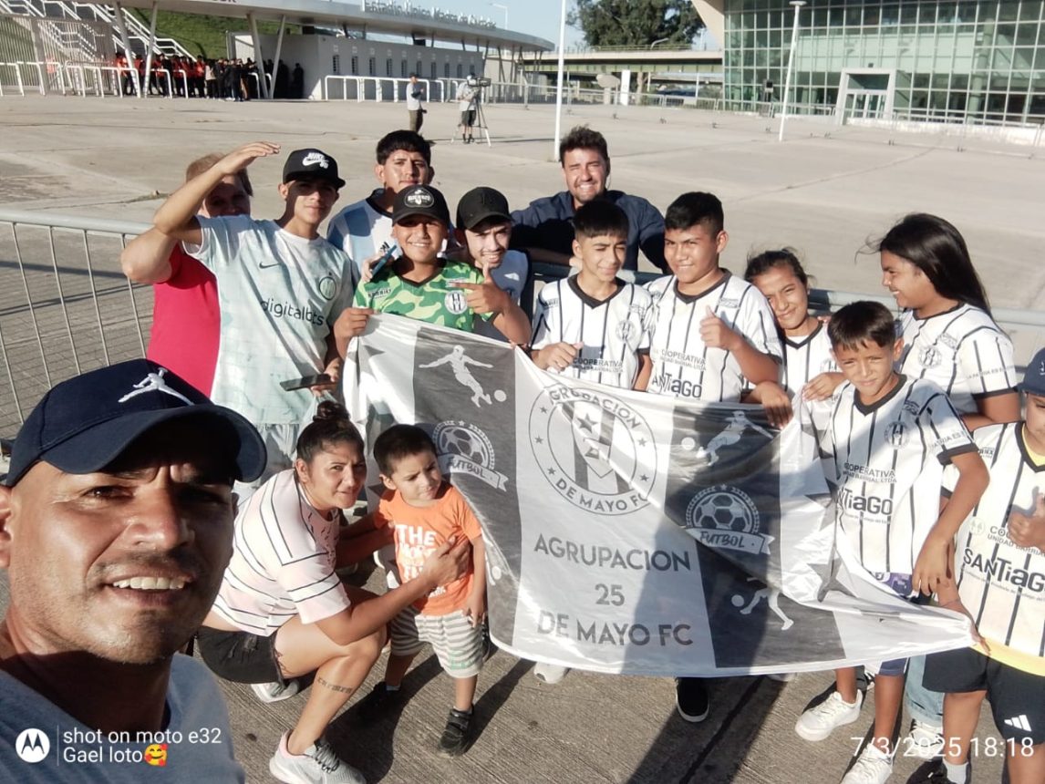 Pequeños futbolistas bandeños cumplieron su sueño de ver un partido de primera en el Estadio Único