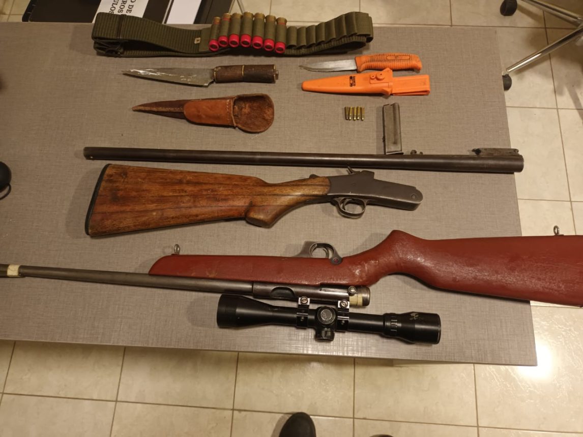 Madrugada violenta: interceptan un vehículo y secuestran armas tras un llamado por disparos