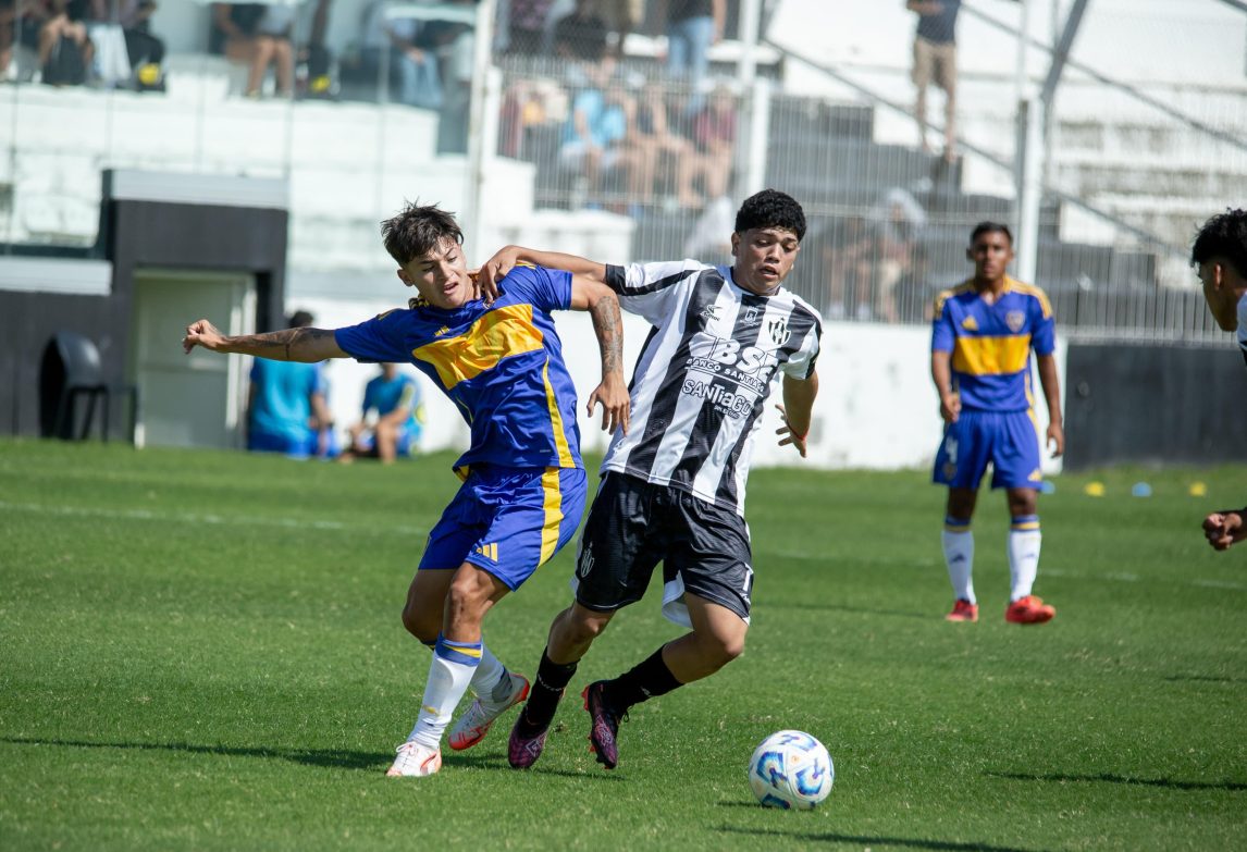 FOTOS: Las juveniles de Central Córdoba enfrentaron a las de Boca