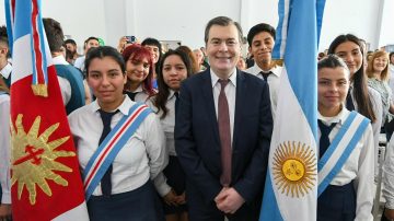 El gobernador Zamora pone en marcha el ciclo lectivo 2025 desde Nueva Esperanza