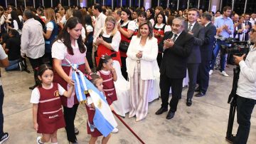 Fuentes abrió el ciclo lectivo de los jardines municipales y ratificó el compromiso de la defensa de la educación pública