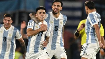 Convencido del esquema con paciencia en la estrategia: Scaloni “devolvió gentilezas” a Bielsa