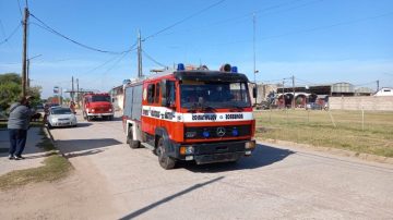 Una familia se salva de milagro al derrumbarse el techo de su casa