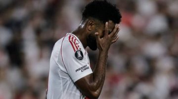 Video: el increíble gol que erró Borja y enfureció al Monumental