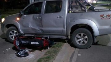 Consternación: una camioneta conducida por un adolescente embistió y mató a una joven en Frías