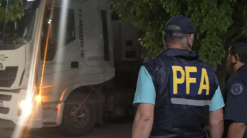 Camión con cargamento de bananas ocultaba más de 100 kilos de cocaína