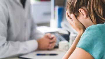 Escándalo con una joven santiagueña que fingió tener cáncer para recibir donaciones