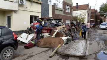 Fotos: las imágenes del duro día después en Bahía Blanca tras el devastador temporal