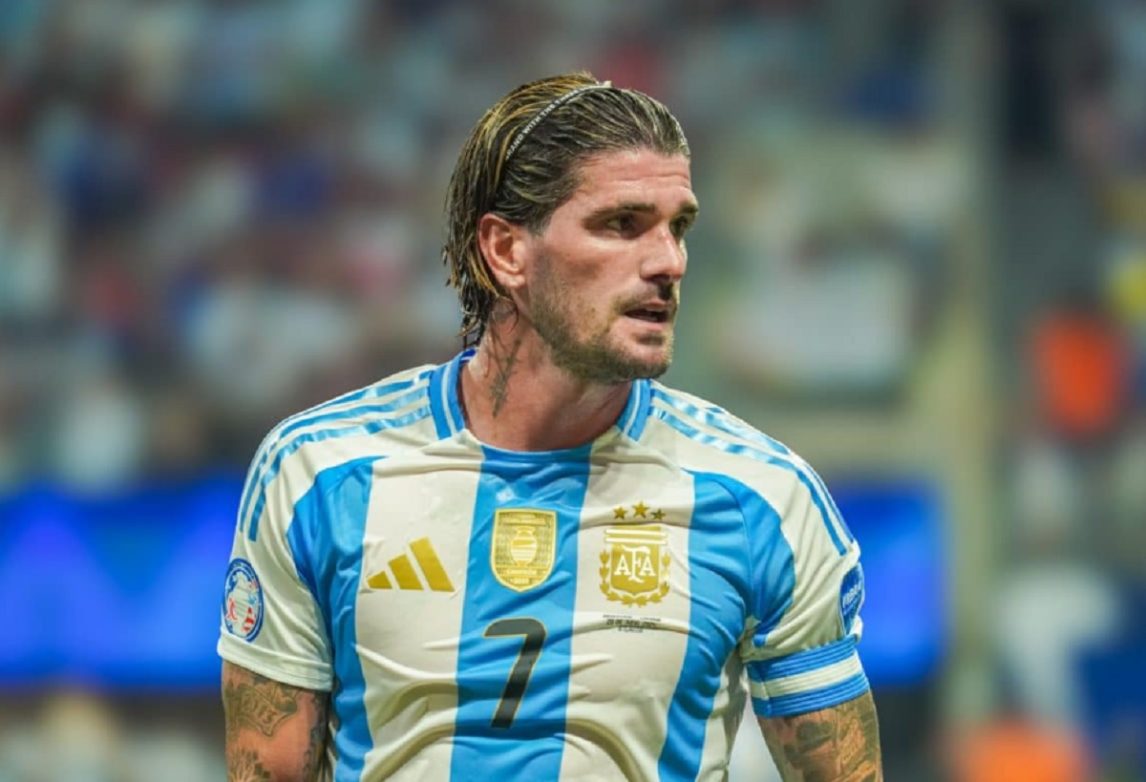 La contundente respuesta de Scaloni sobre la presencia de De Paul ante Brasil
