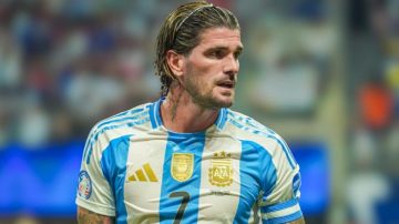 La contundente respuesta de Scaloni sobre la presencia de De Paul ante Brasil