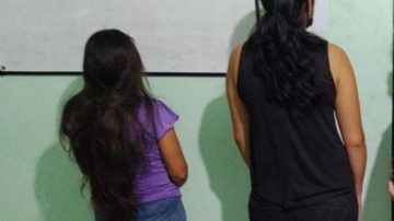 Capturan a dos jóvenes tucumanas que robaban perfumes desde una farmacia en Las Termas