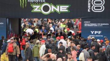 Multitudinario inicio del MotoGP en Termas de Río Hondo: más de 34.000 personas asistieron al primer día de actividades
