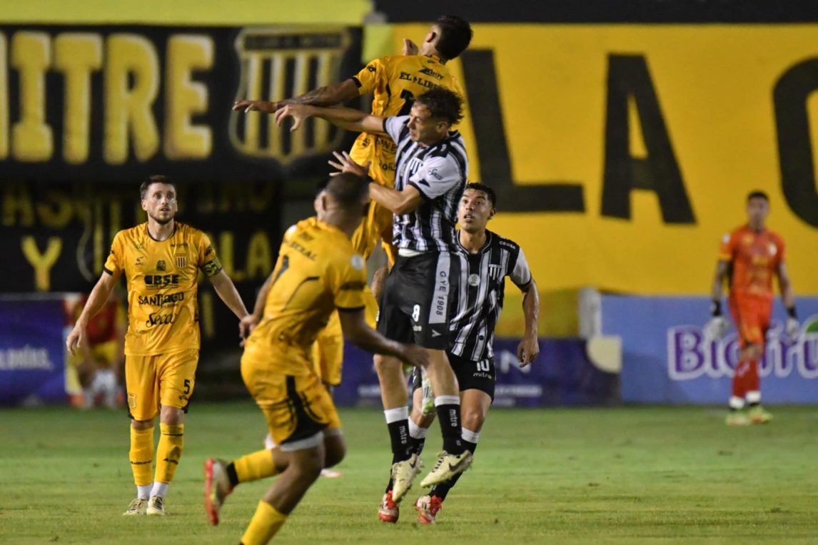 Mitre se tuvo que conformar con un empate en el 8 de Abril ante Gimnasia (M)