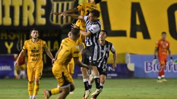 Mitre se tuvo que conformar con un empate en el 8 de Abril ante Gimnasia (M)