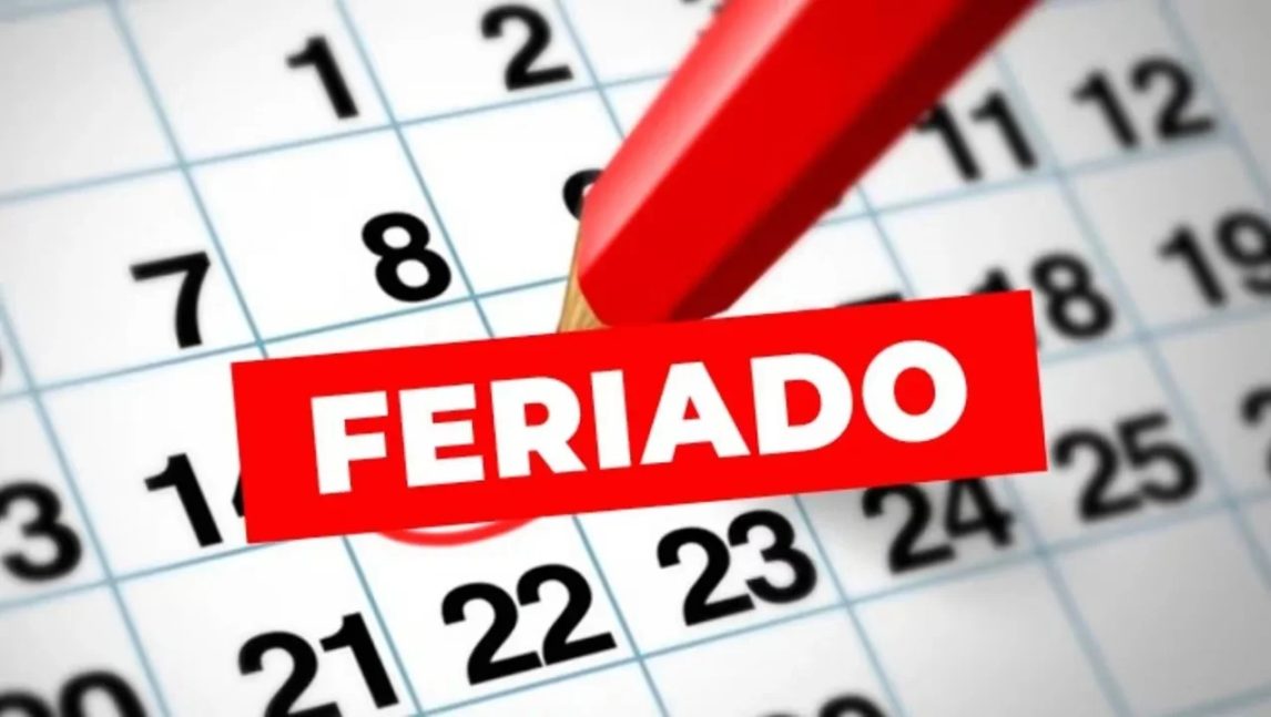 El calendario de feriados 2025 anticipa que se viene una semana laboral de tres días