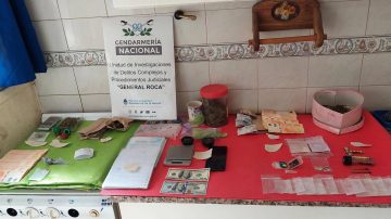 Cae banda que vendía droga en fiestas electrónica a modo de “delivery”