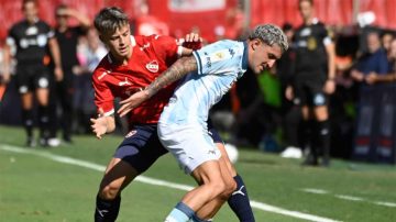 Independiente rescató un punto en el clásico ante Racing y se mantiene en la cima de la Zona B