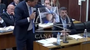 VIDEO. Así reaccionaron las hijas de Diego Maradona al ver la foto de su padre en sus últimos días de vida