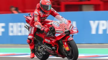 Dueño, amo y señor del GP de Termas: Marc Márquez rompe el récord del circuito en la FP2