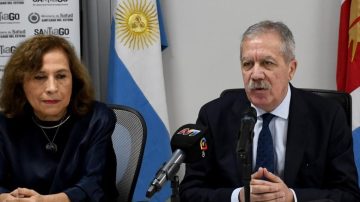 Firman un convenio para reparar y ampliar los quirófanos del Cepsi “Eva Perón”