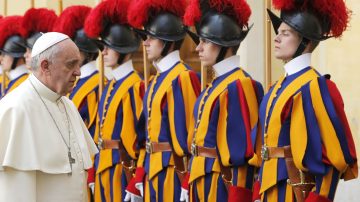 La Guardia Suiza: 500 años protegiendo al Papa y el vínculo cercano con Francisco