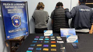 Atrapan a dos dealers cuando intentaban escapar de la provincia con documentos falsos