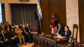 “Cuando gusten pueden venir a Santiago del Estero que aquí les podemos enseñar sobre equilibrio fiscal”