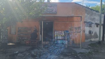 “40 años aquí y nos hacen esto, sólo queremos trabajar en paz”: causaron destrozos en un negocio bandeño y piden justicia