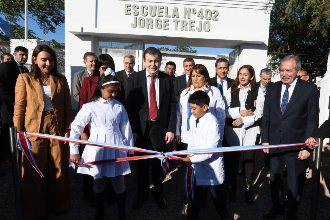 El mensaje de Zamora al inaugurar escuelas y otras obras en el interior: “Que el amor supere al odio y la esperanza a las frustraciones”