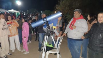 Vecinos de La Cañada apreciaron el Equinoccio de Otoño en una noche al aire libre