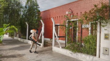 Comenzó la fumigación de edificios de los centros de jubilados de ciudad Capital